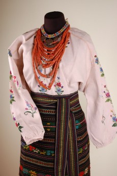 Сорочка з колекції Віри Матковської