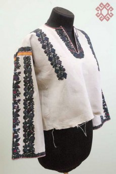 Сорочка з колекції Віри Матковської